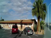 Desert Moon Motel - Moteles