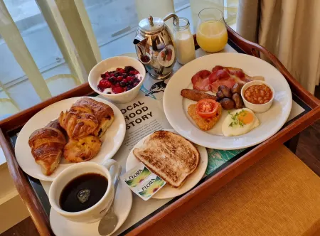 Hotel Indigo Liverpool Отели рядом с достопримечательностью «St John's Beacon»