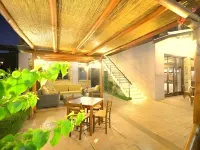 Polys Guest House Hotels in Veria