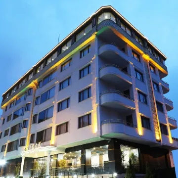 Bayrak Grand Hotel