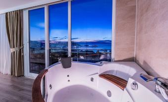 Demir Suit Hotel