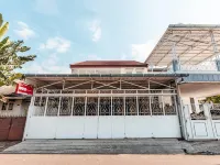 The Aquina House Hotels in Bogor