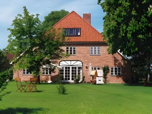 Romantik Hotel Friederikenhof Hotel Restaurant & Spa Hotels in Labenz