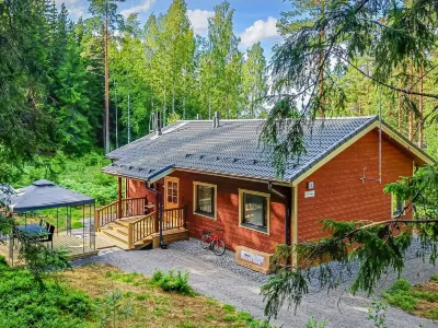 Villa Maria Hotels near Jaalan kirjasto