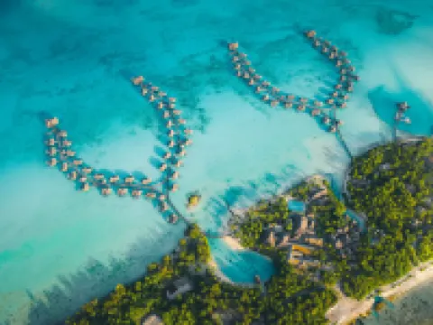InterContinental Hotels BORA BORA RESORT THALASSO SPA by IHG Hoteles en Bora Bora