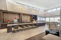 Best Western Plus Executive Residency Rigbys Water World Hotel - Desayuno