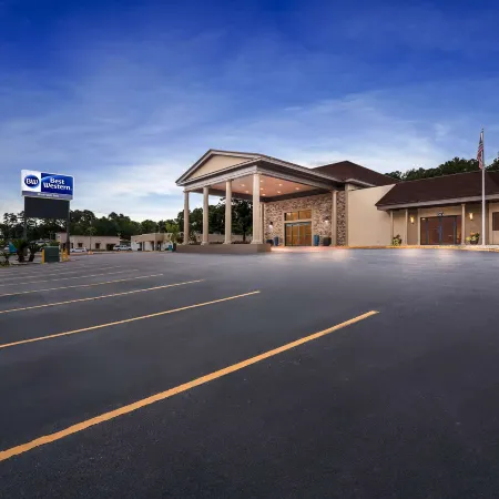 Best Western Riverside Inn