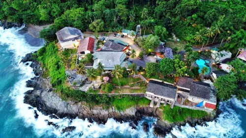 Bayu Amrta Hotel Hotels in Cikidang