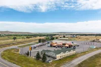 Super 8 by Wyndham Big Timber - Motel