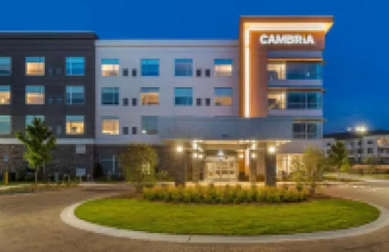 DoubleTree by Hilton Greenville Woodruff Road