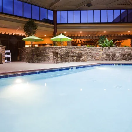Holiday Inn BLMGTN ARPT SOUTH - MALL AREA by IHG