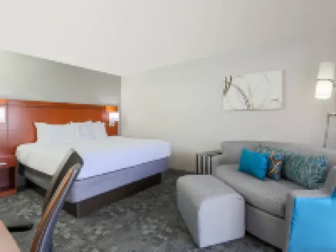 Courtyard by Marriott Monroe Airport Hotels in Monroe