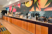 Fairfield Inn & Suites Hartford Manchester - breakfast