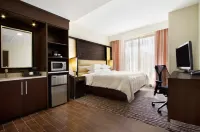 Embassy Suites by Hilton Fayetteville Fort Bragg
