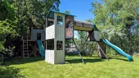 Huge Yard. Hot Tub. Playground. Trampoline.