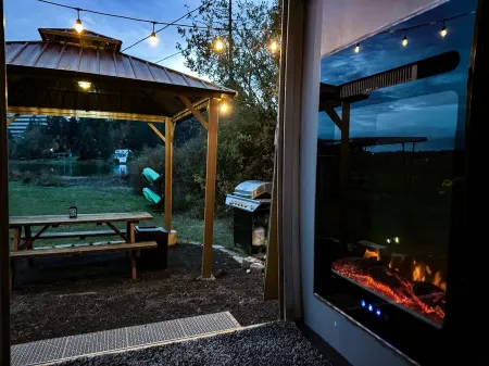 Beachfront Steampunk Airstream, Cosy Year-Round Glamping on the Kitsap Peninsula