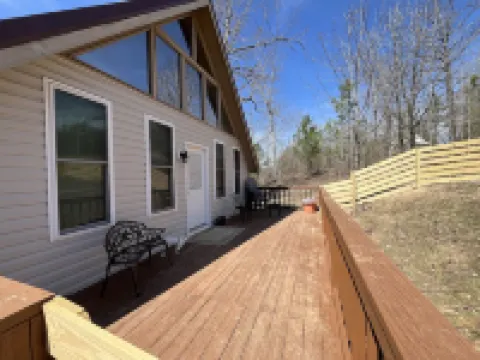 Fisherman's Paradise & Family Fun Cabin Just Minutes to PickwickLake & StatePark