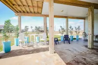 Sleeps 10- Beach House Steps to the Beach! 6 seat golf cart available!