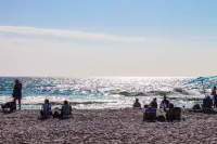 Charming, cozy with a coastal vibe family sized villa, 15 min walk to the beach. - Villas
