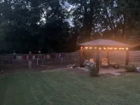 King bed and 4 twins in a 3 BR 2.5 bath Sleeps 6-8 Heart of Downtown Raleigh