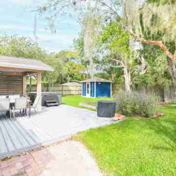 Charming 3-bedroom house in amazing St. Augustine;  quiet, clean and comfortable Hotel Exterior