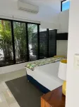 The Perfect Port Douglas Luxury Getaway only 150 meters to beach. Hotels in Four Mile Beach