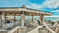Sea La Vie *Beachfront* Heated Pool*Hot tub
