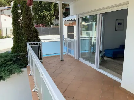 Sea view apartment with private pool Отели рядом с достопримечательностью «Aquabrava»