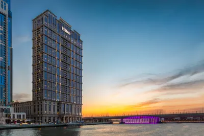 Hilton Dubai Al Habtoor City Hotellit kohteessa Al Wasl
