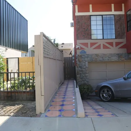 La Jolla-WindanSea-Beach Barber Track Studio