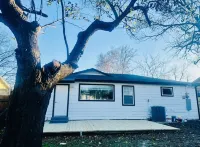 4 BR/2 BA walking distance to AT&T, Ranger Stadium, Texas Live, Six Flags - อ่างจากุชชี่