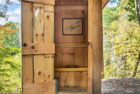 Cozy Geo-Dome with AC on Private Wilderness Reserve in the Gunks Отели в г. Гардинер