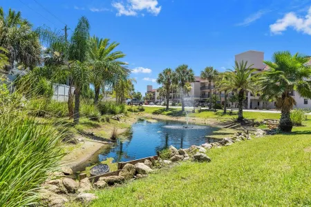 1st floor beach condo in Ocean Village Club, heated pool, steps to ocean!