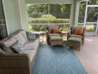 Beautiful 3 Br/2 Bath House w/ Private Pool Heated! Close to beaches!