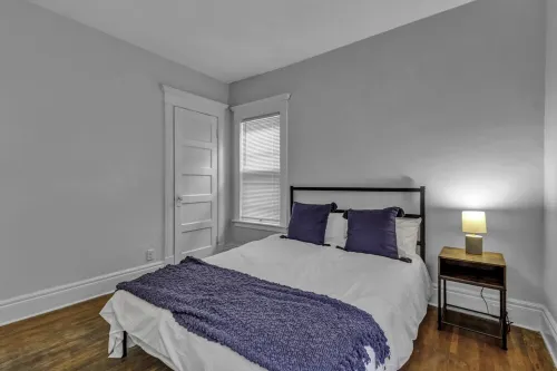 Beautifully Renovated 3 bedroom Elmwood Village Apt
