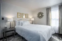 Lovely home, wonderful location.