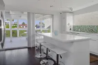 LUXURY ROOF TOP PENTHOUSE  IN THE MIDDLE OF PALM SPRINGS