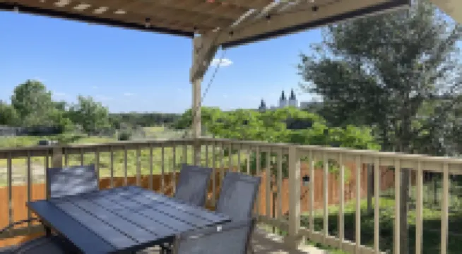 4-Bedroom 2.5-bath Villa Near UTSA Six Flags and Sea World