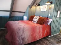 Welcome to the stunning Bergbewohner ski chalet!