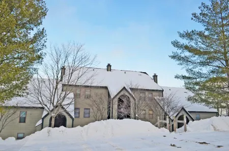 Vermont Trailside Getaway