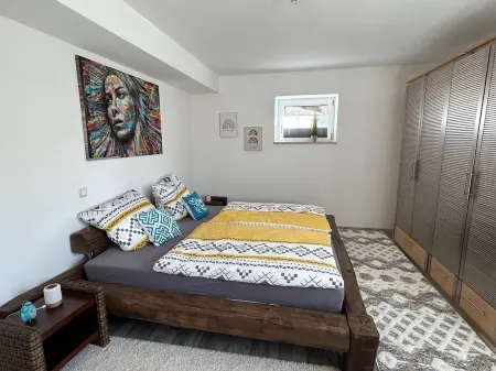 Gemütliche, Moderne 80qm Ferienwohnung, 10 Minuten von Pfaffenhofen Entfernt