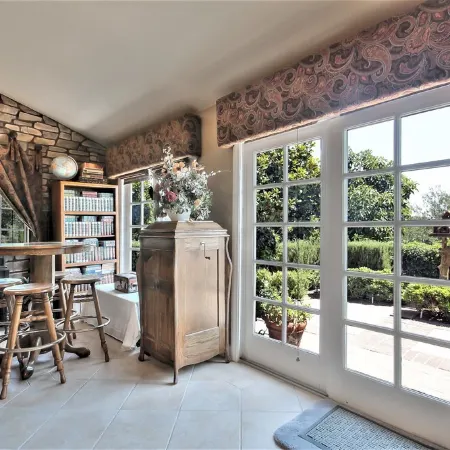 Fallbrook Tuscan villa oasis!