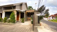 Simplicity by Snooze Hotel dekat Sadengan Savannah