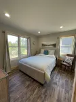 All-Season Beach House Castle Rock Lake - Larry's Lodge
