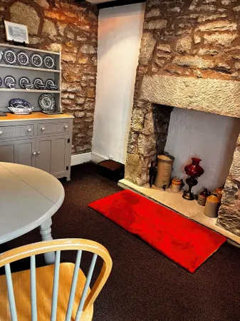 Peaceful, Cosy Cottage in the  Forest of Dean Overlooking Common Land.