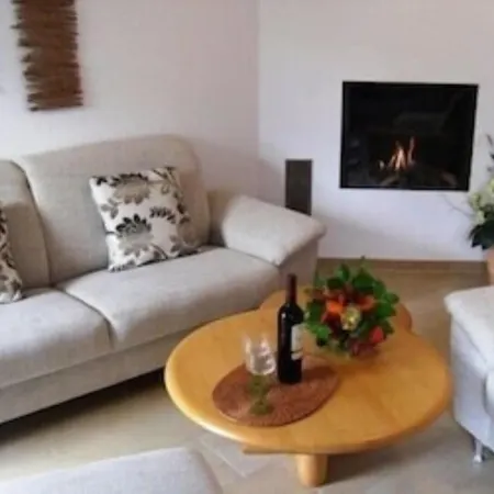 120 meters to the lake - studio-apartment with top equipment/3 bedrooms