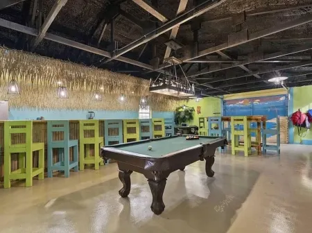 Lakefront Access with Tiki Bar, Hot Tub, Kayaks, and Stand Up Paddleboards