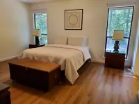 NEW! Beautiful 10-Guest Golf Retreat on the 16th hole of the Desoto Golf Course
