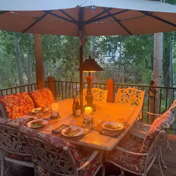 Private Hot tub/Fire Table on Large Deck overlooking Eagle River! Fly-fishing!