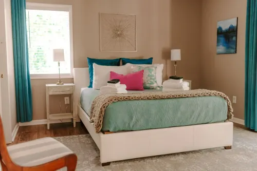 Keowee Lakefront 🛶 dock, canoe, kayaks, and more!